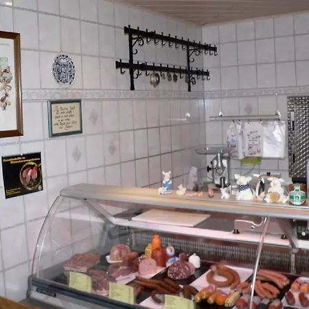 Landgasthof Zum Schloss Πανδοχείο *