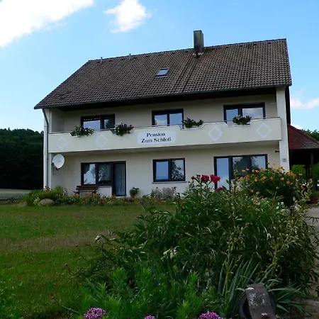 Landgasthof Zum Schloss Fogadó